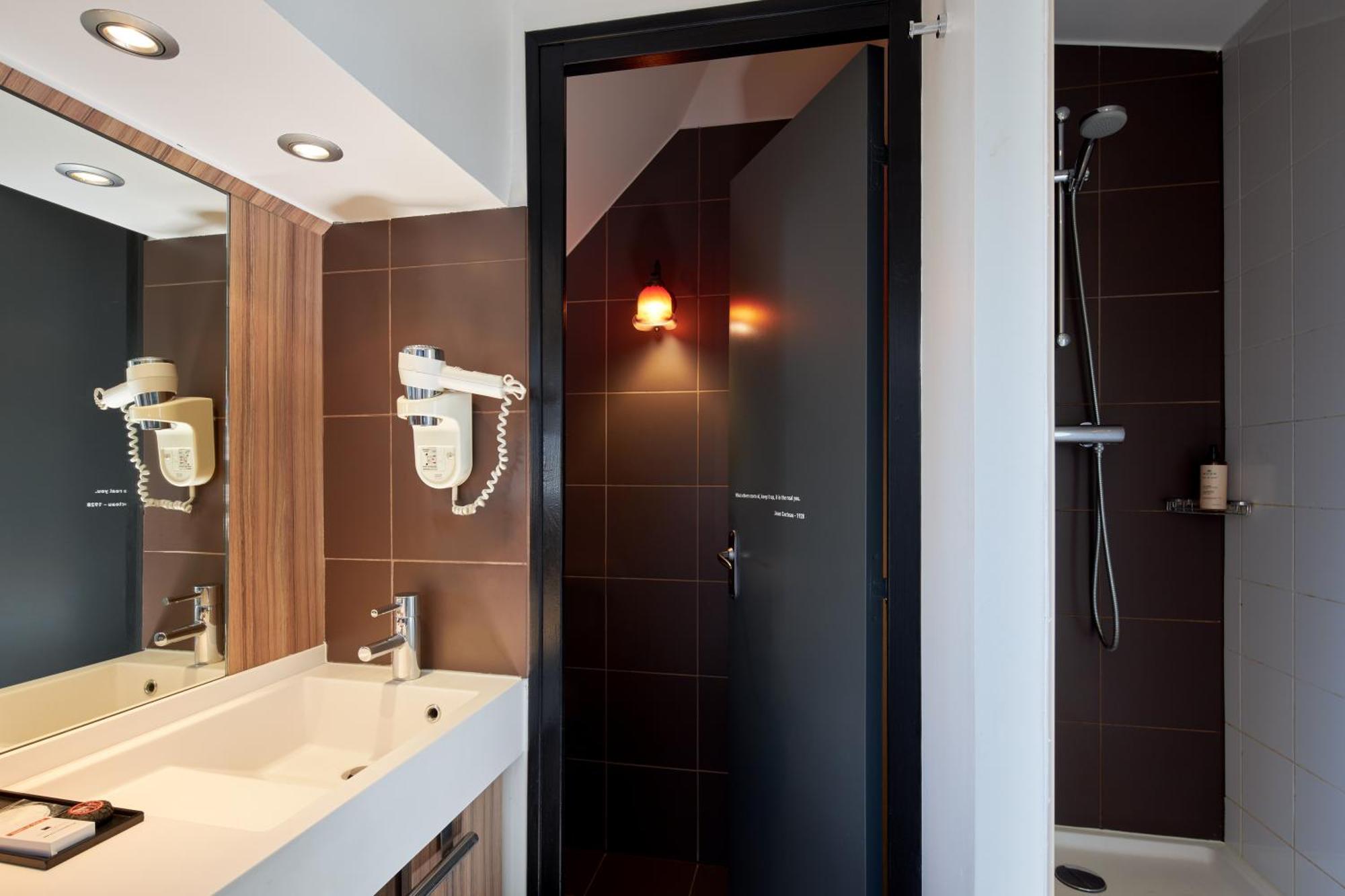 Prestige Double Room,1541668930:JPEG